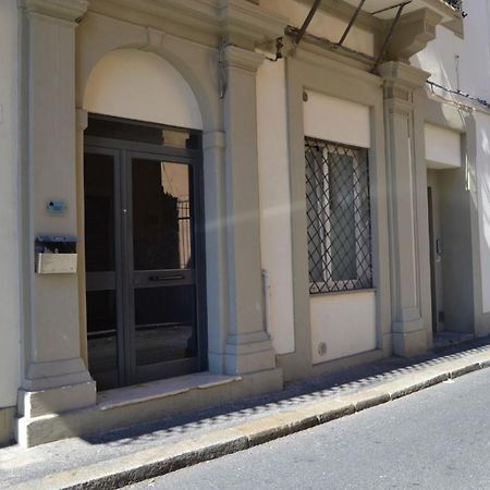 Appartamento Centro Citta Free Private Car Parking Livorno Luaran gambar
