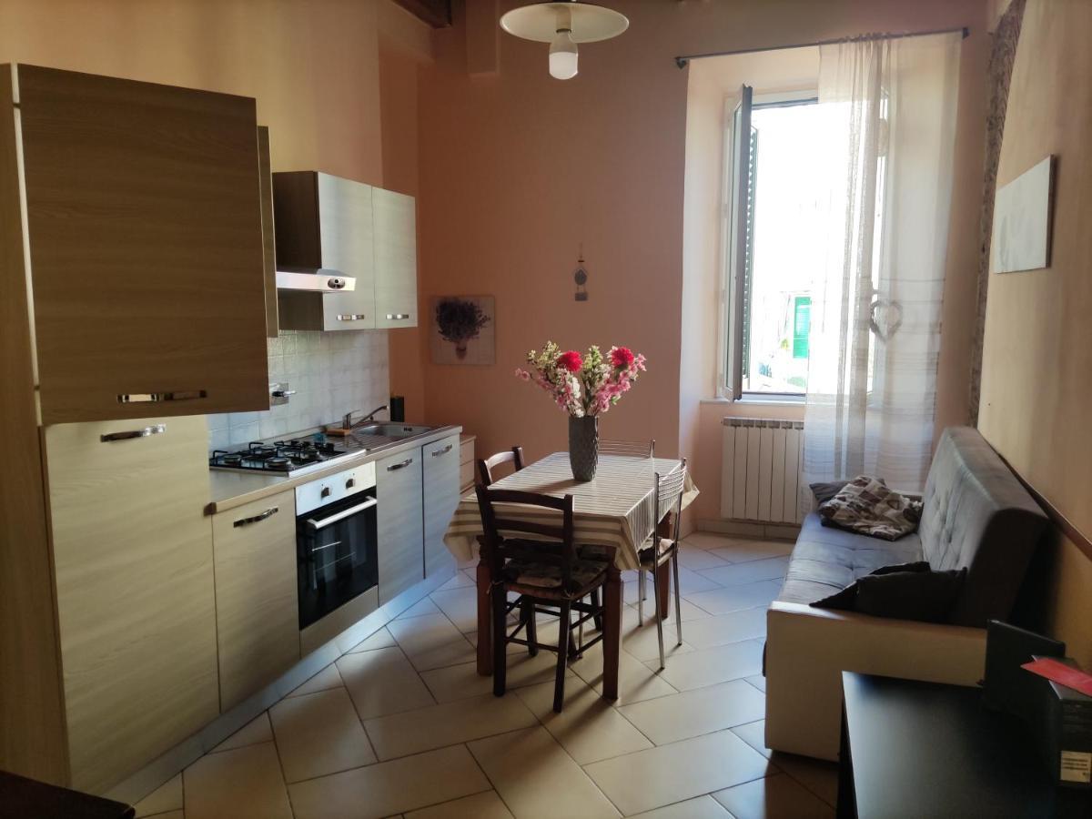 Appartamento Centro Citta Free Private Car Parking Livorno Luaran gambar