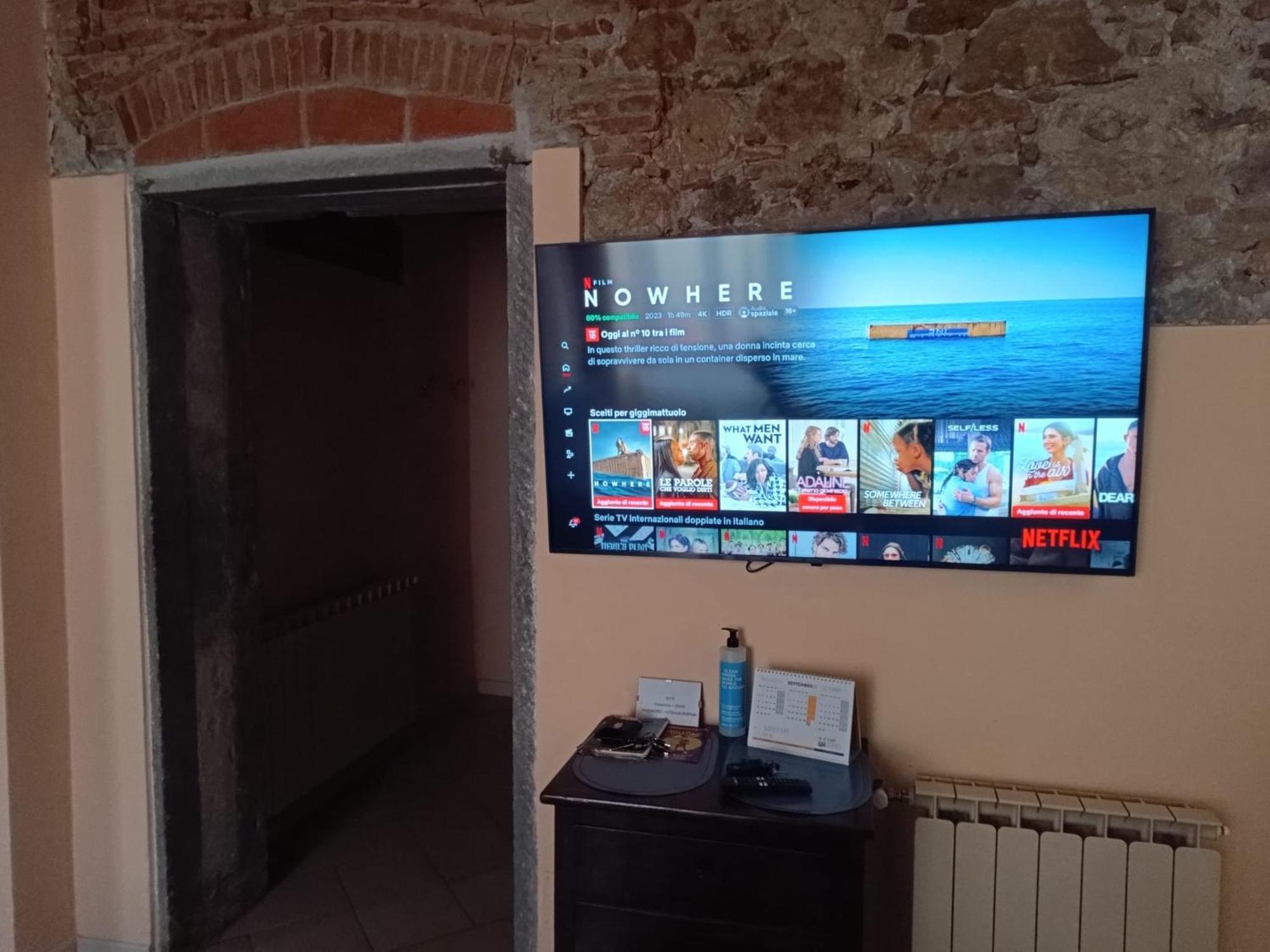 Appartamento Centro Citta Free Private Car Parking Livorno Luaran gambar